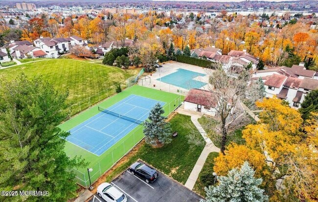 Building Photo - 85 Tower Hill Dr