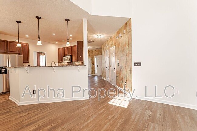 Building Photo - 317 Edenberry Way