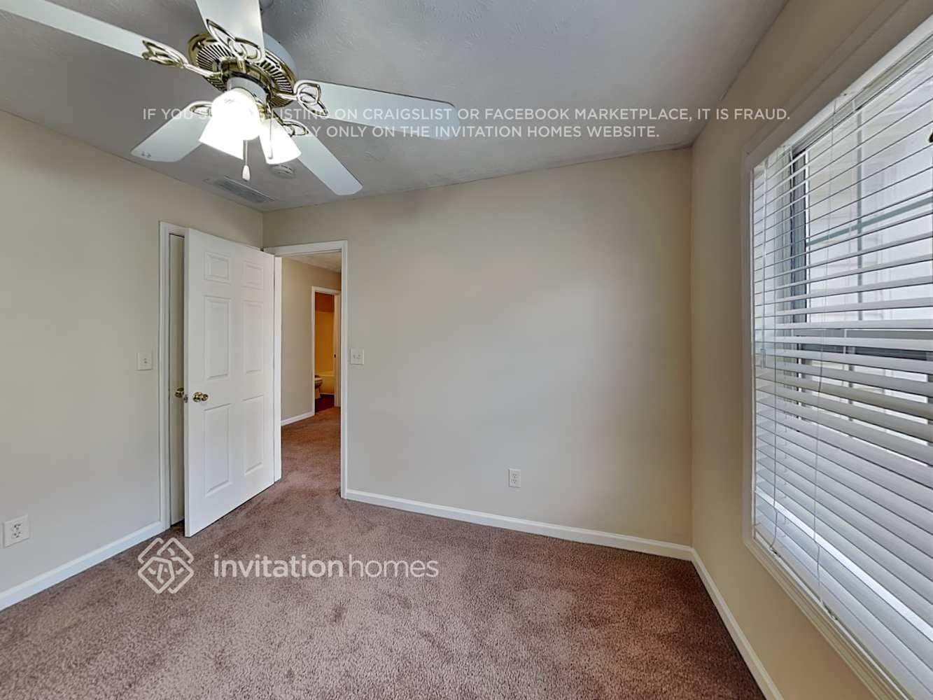 Building Photo - 1042 Simon Park Cir