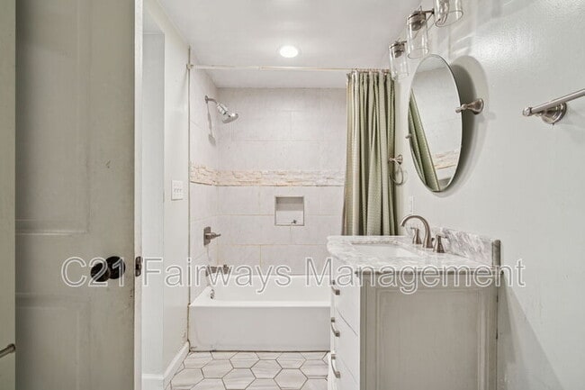 Building Photo - 8113 US-22