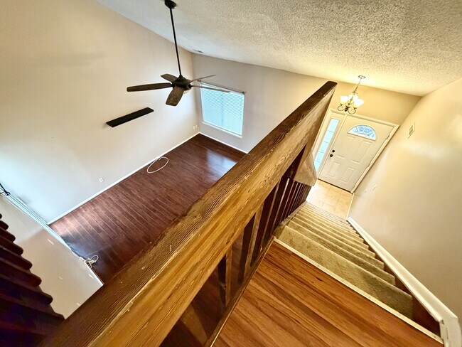 Building Photo - 845 Crashaw St