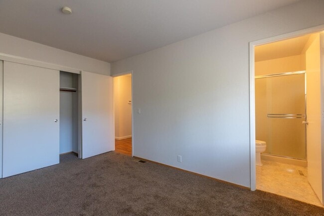 Building Photo - 1122 Grand Teton Dr