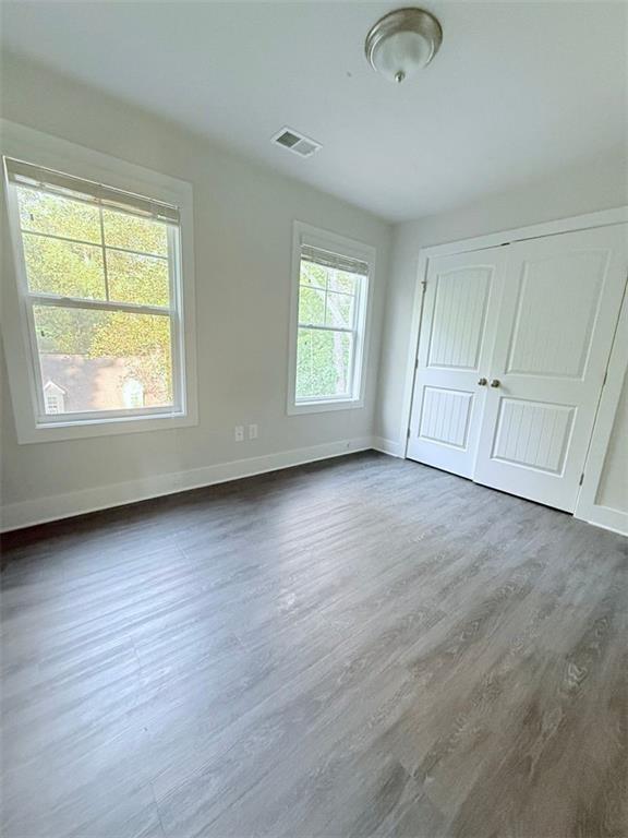 Building Photo - 5210 Phoenix St