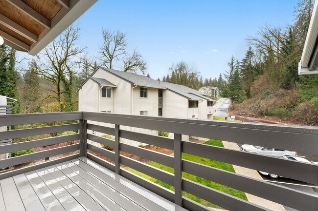 Building Photo - Come Home To An Amazing View! Remodeled Two Bedroom Two Bath! $1000 Off Your First Full Month!