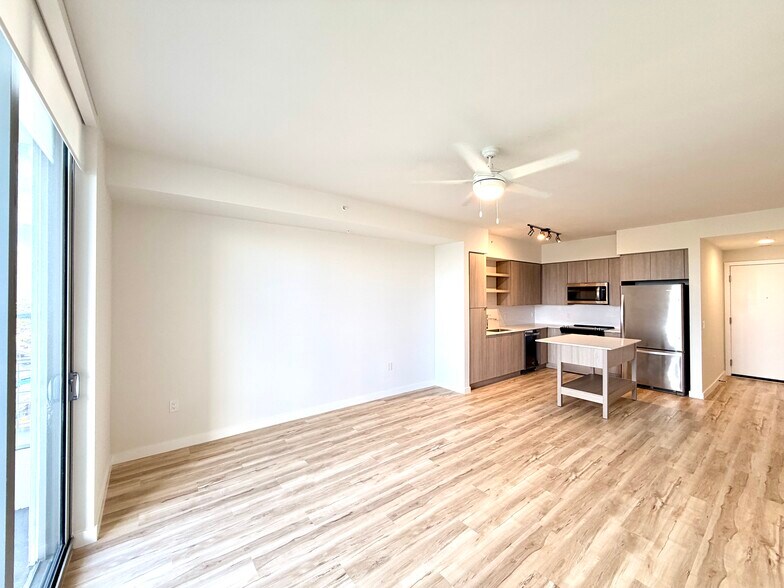 Building Photo - 536 SW 3rd St