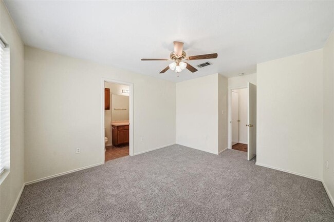 Building Photo - 1910 Steeds Crossing