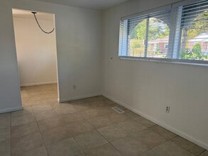 Building Photo - 464 E 1300 S