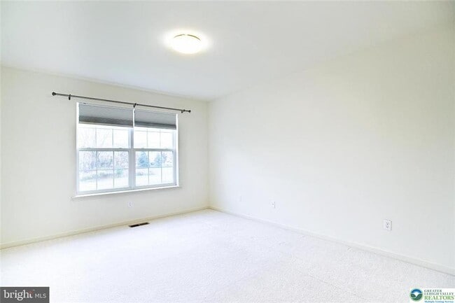 Building Photo - 339 Pennycress Rd