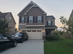 Building Photo - Unfurnished 3 Bedroom 2.5 bath home in The Landing at Mill Creek