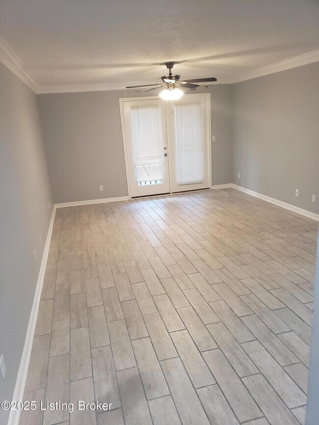 Building Photo - 100 E Florence Ave