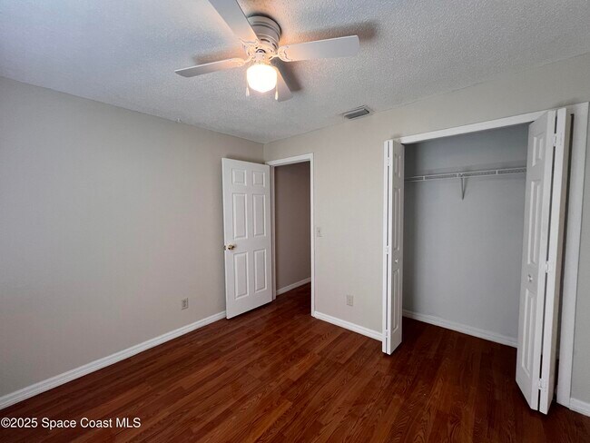 Building Photo - 399 Fluvia Ave SE