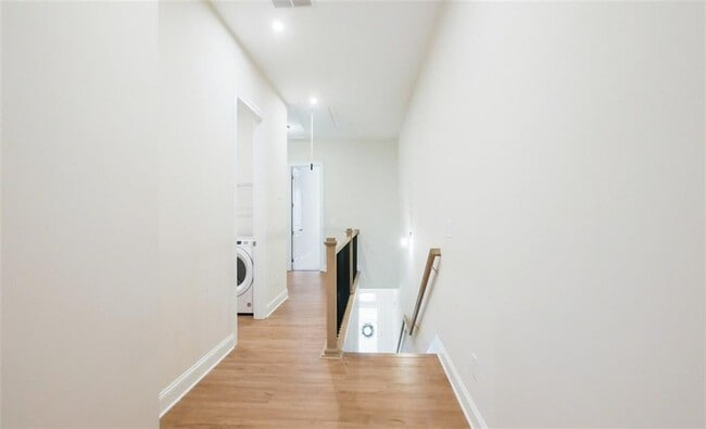 Building Photo - 726 Stickley Oak Way