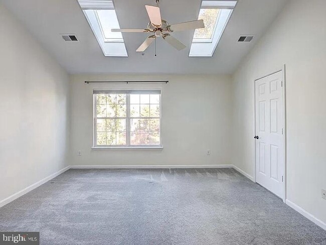 Building Photo - 20824 Shamrock Glen Cir