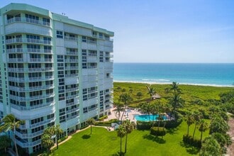 Building Photo - 2700 N Hwy A1A