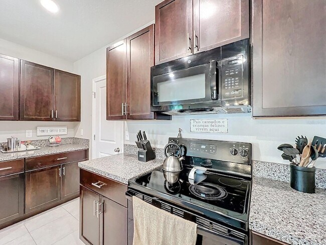 Building Photo - 11116 Sage Canyon Dr.