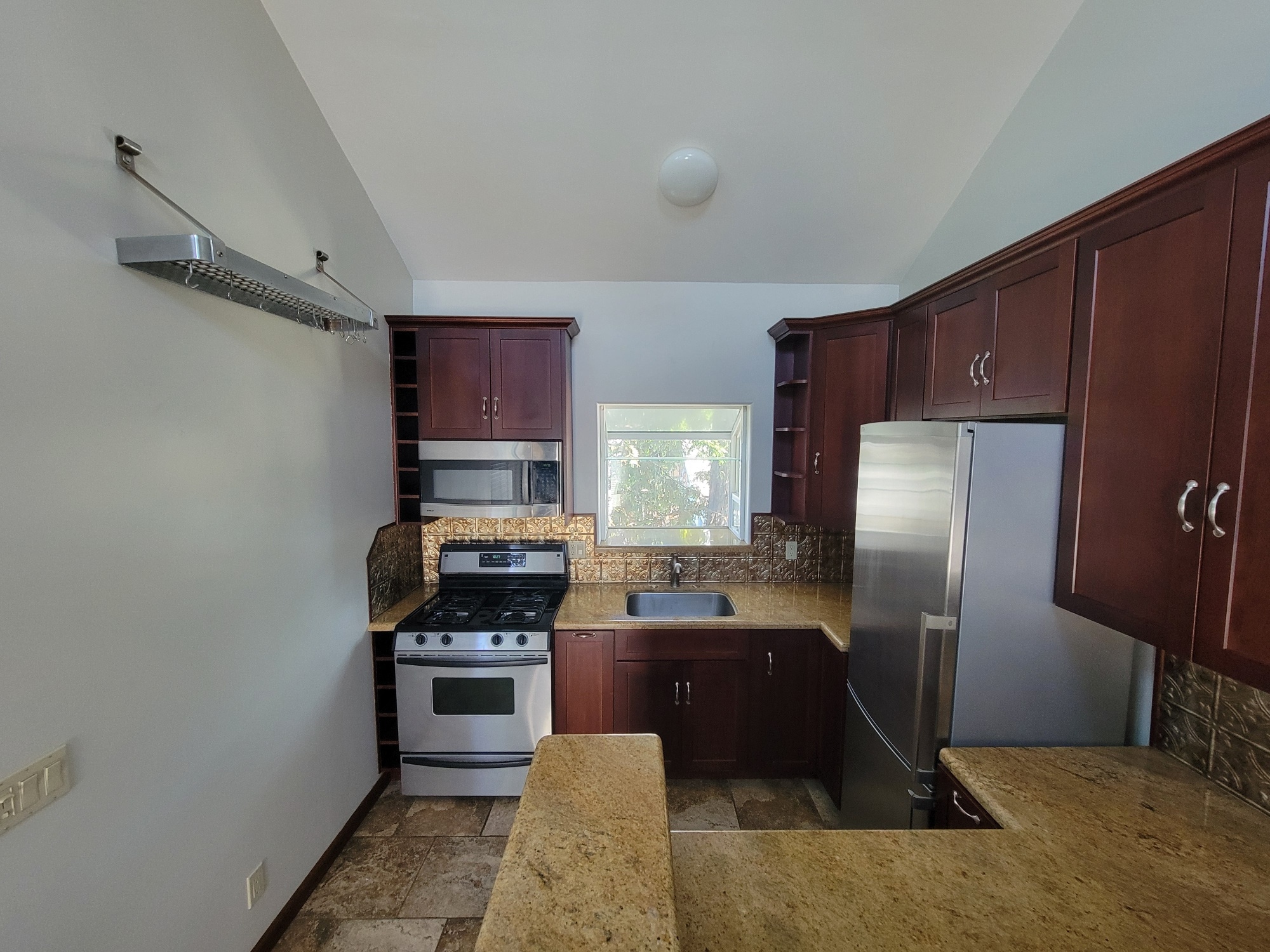 Building Photo - 303 Sherwood Drive (double occupancy)