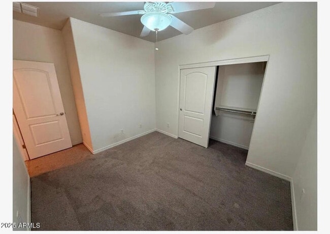 Building Photo - 1739 W Big Oak St
