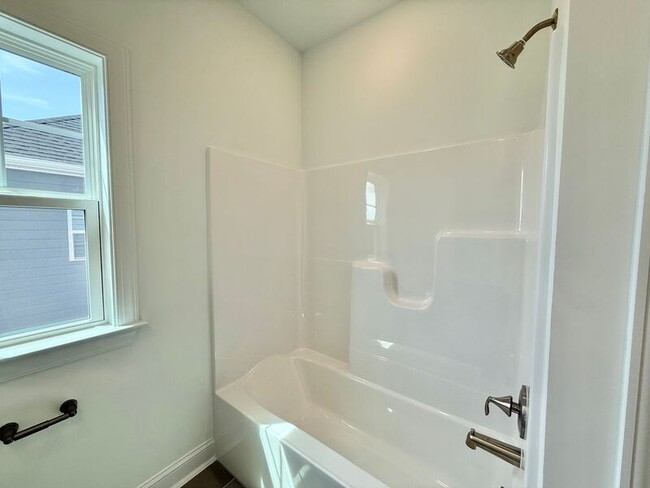 Building Photo - 1342 Hazelnut Ridge Ln