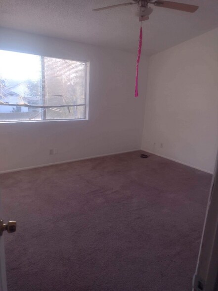 Building Photo - 12445 N 21st Ave