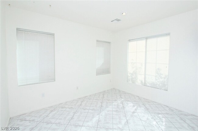 Building Photo - 5830 Willow Trace Ave