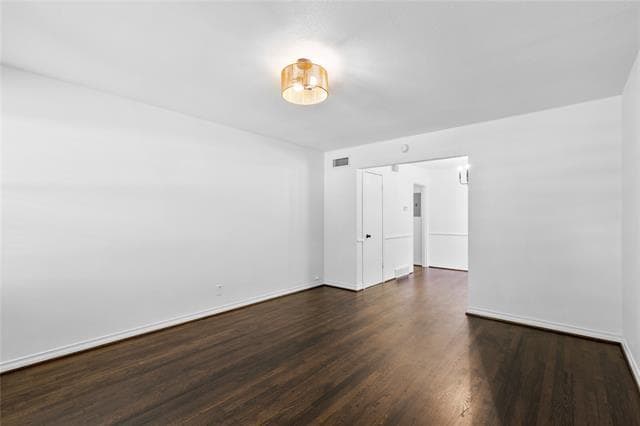 Building Photo - 1804 Mariposa Dr