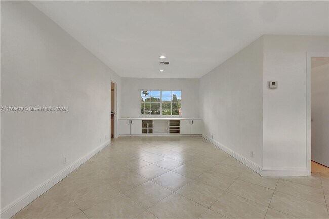 Building Photo - 3715 Starboard Ave