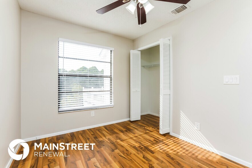 Building Photo - 1932 Tindaro Dr