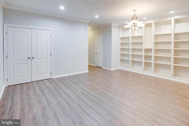 Building Photo - 938 Herons Run Ln