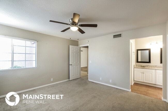 Building Photo - 5639 W Mescal St