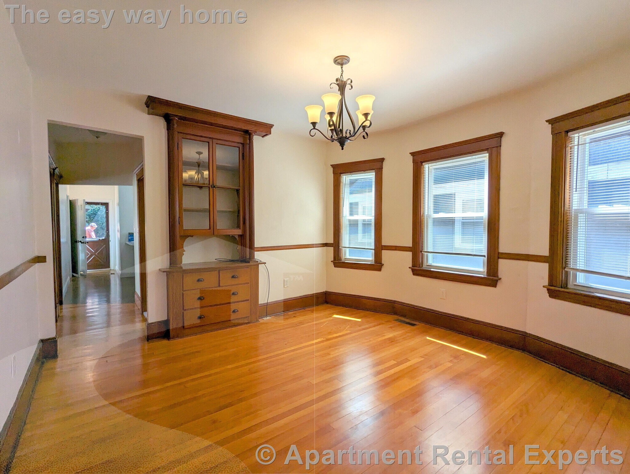 Building Photo - 108 W Quincy St