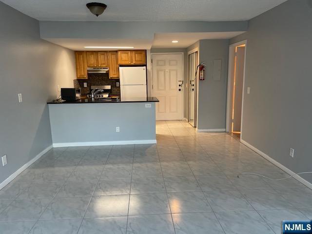 Building Photo - 55 Clinton Pl