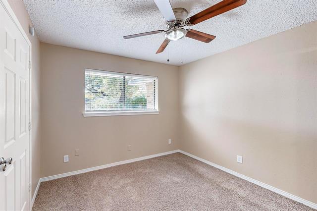 Building Photo - 1908 N Irving Heights Dr