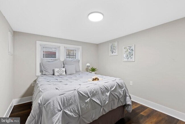 Building Photo - 1510 Ramsay St