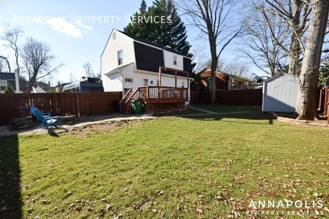 Building Photo - 1011 Hyde Park Dr