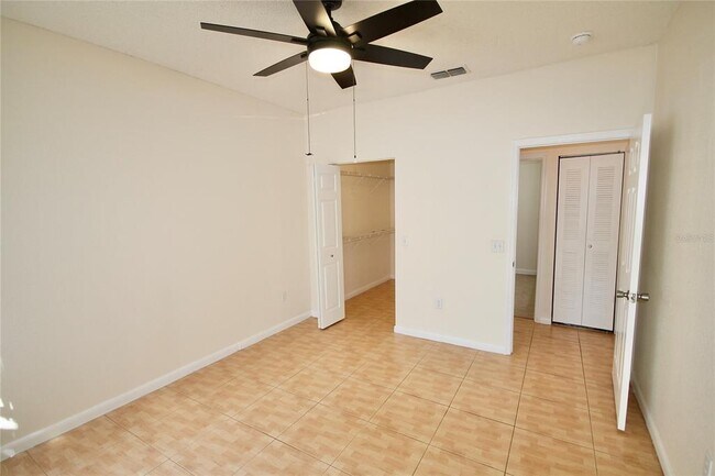 Building Photo - 913 Arbor Lakes Cir