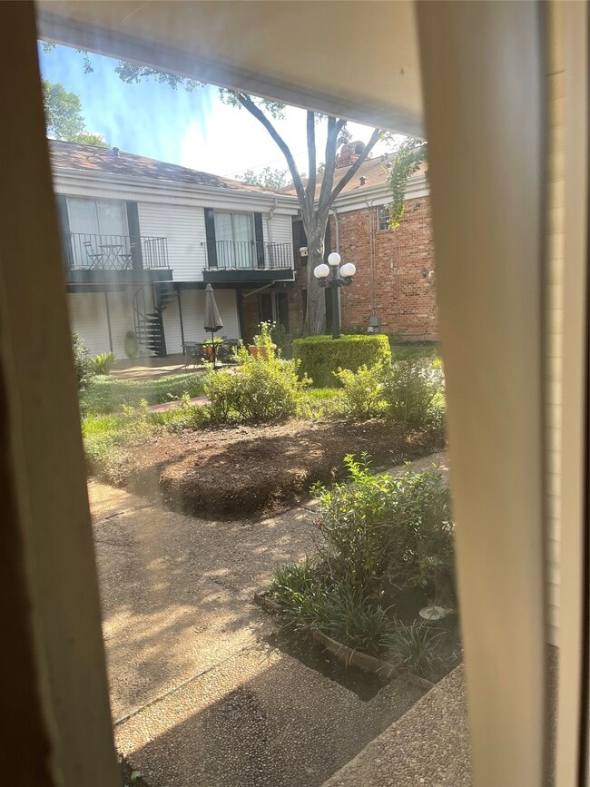 Building Photo - 3400 Timmons Ln