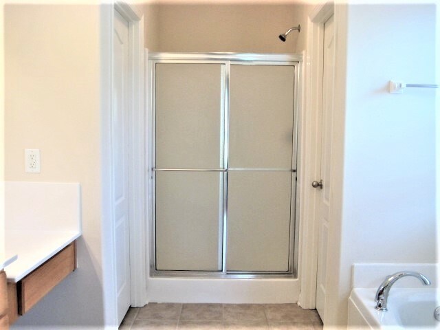 Building Photo - 7138 Arcastle Loop E