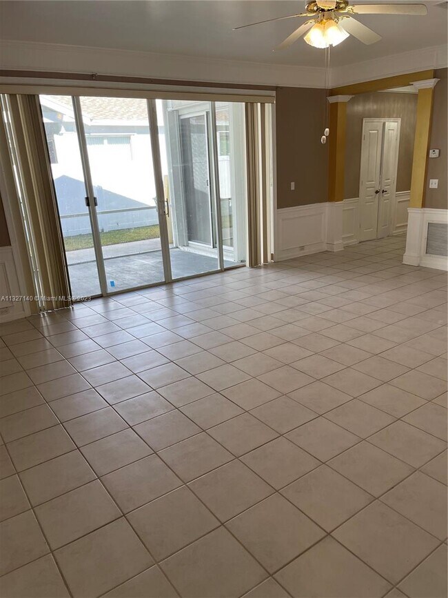 Building Photo - 5893 Plum Harbor Cir