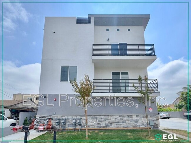 Building Photo - 15314 Grevillea Ave