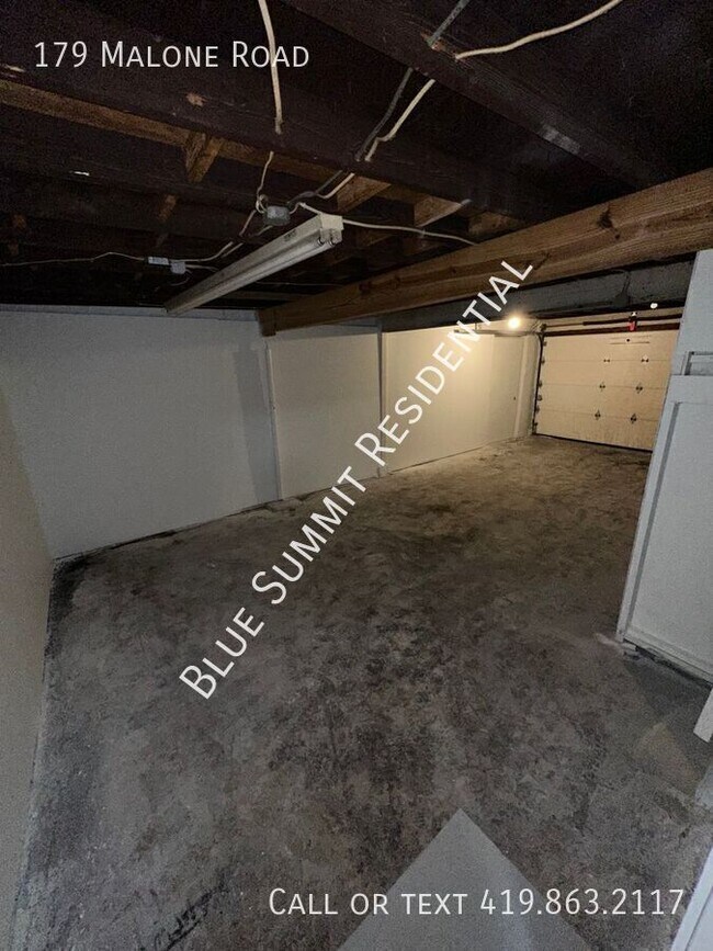 Building Photo - 179 Malone Rd