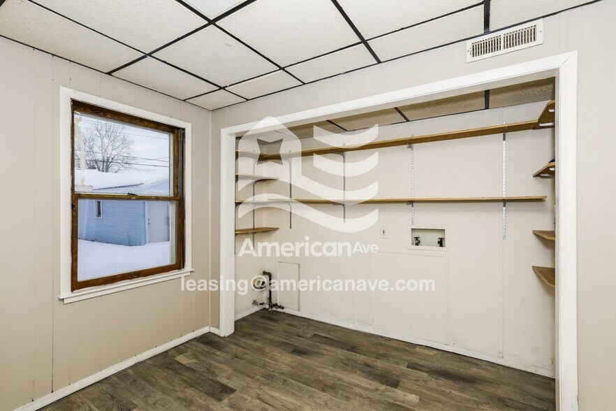 Building Photo - 1525 N Adams St