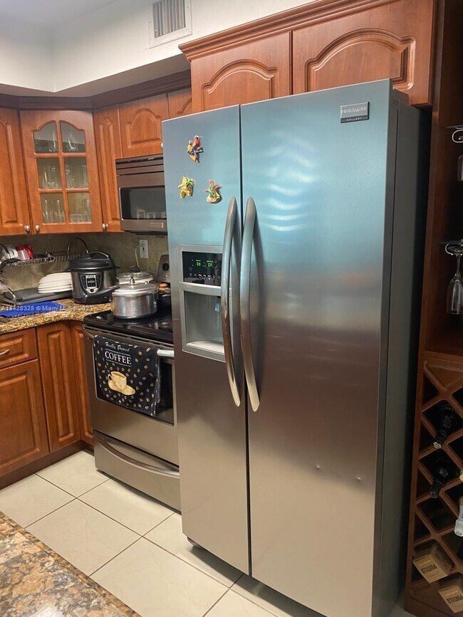 Building Photo - 9440 W Flagler St