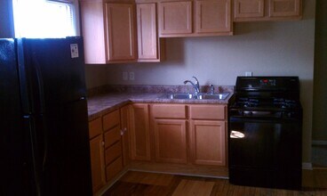 Building Photo - 2443 S Logan Ave