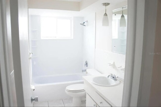 Building Photo - 7608 Camelot Rd