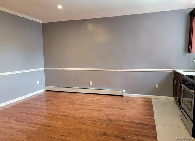 Building Photo - 3-39 Eldert Ln