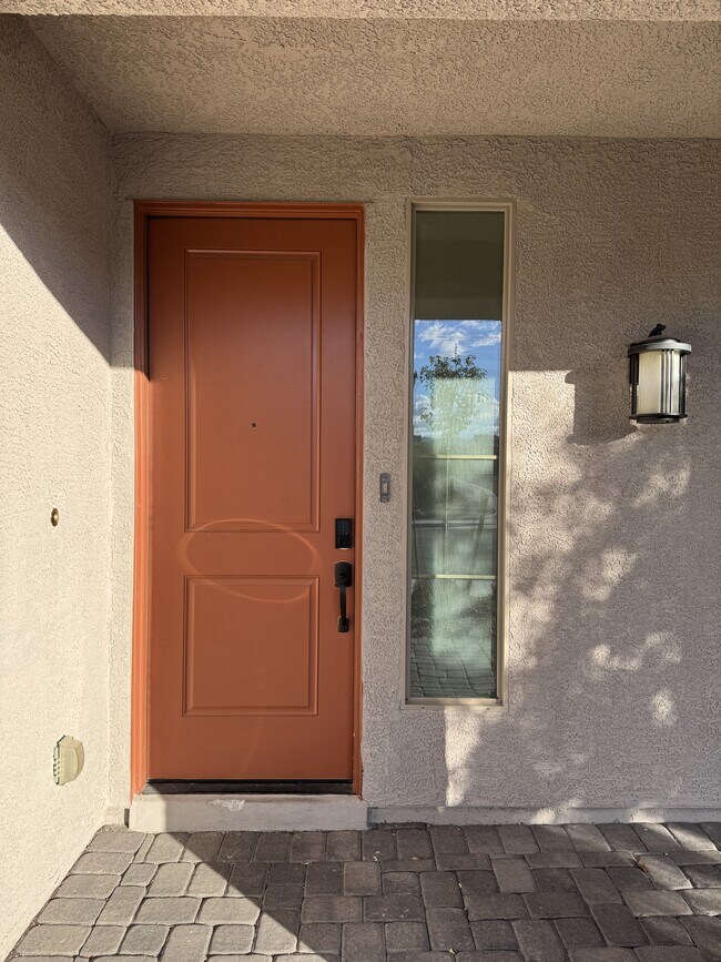 Building Photo - 8732 S Black Cordon Rd