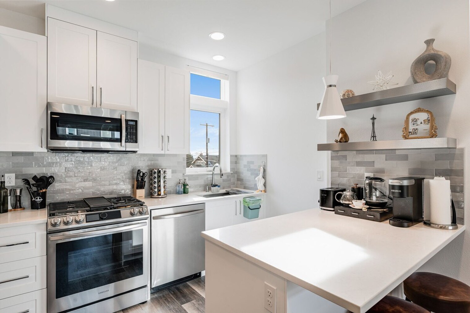 Building Photo - 4613 Dayton Ave N