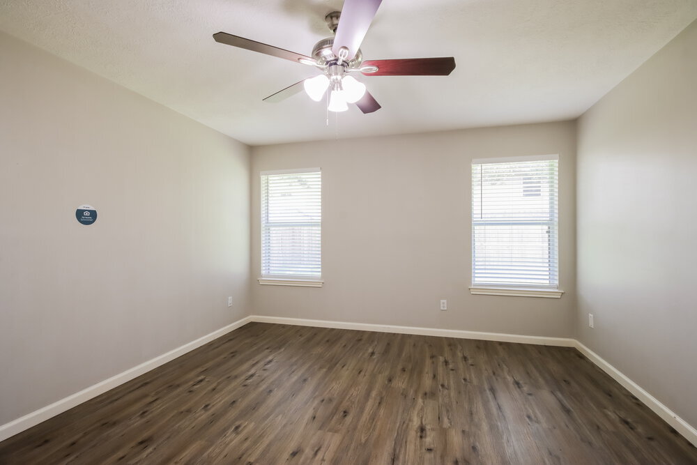 Building Photo - 26126 Cypresswood Dr