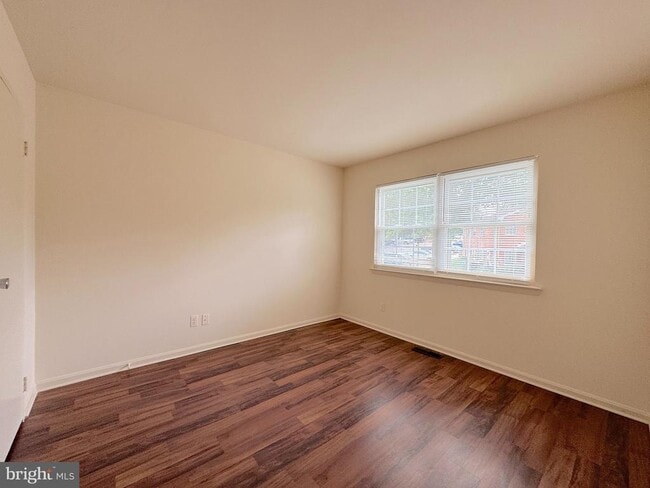 Building Photo - 9642 Hagel Cir