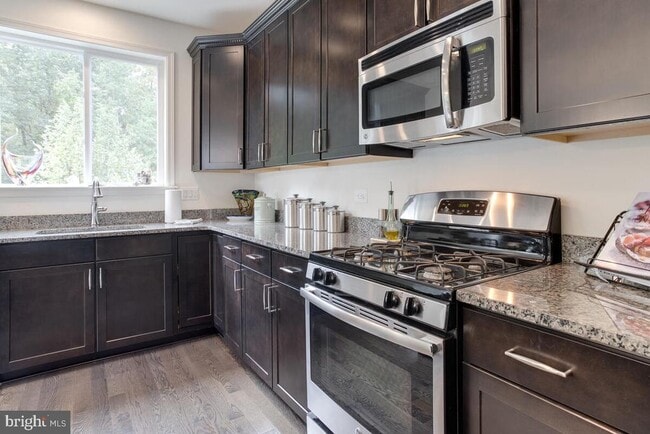 Building Photo - 311 Kahler Way